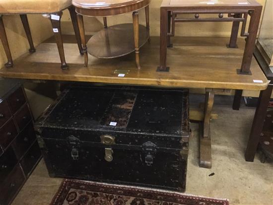 Oak refectory table(-)